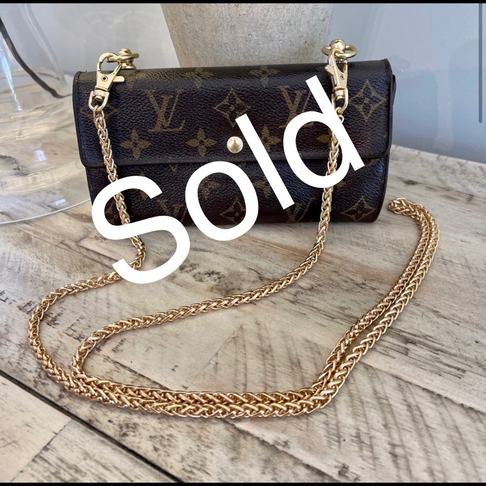 Louis Vuitton Wallet/Crossbody